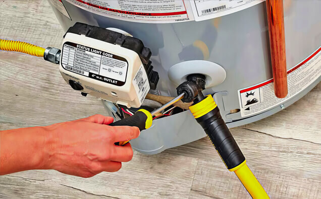 https://plumberapplecross.com.au/uploads/2025/06/hot-water-385324.jpg